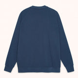 Sudadera Munich Essentials cuello redondo marino – Vista trasera