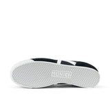 Zapatillas Munich Stereo vistas desde arriba con plantilla azul y la X de Munich