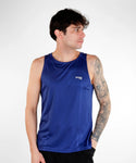 Camiseta hombre running BCN técnica tirantes MOAD marino y azul