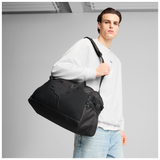 Bolsa PUMA Buzz Small Sport 091158 negra - Foto de modelo con bandolera