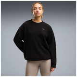 Sudadera PUMA W Cloudspun Crew Neck negra - Foto de modelo frontal con mallas taupe