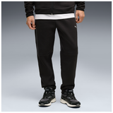 Pantalón Puma PUMATECH Elevated negro, vista frontal sobre modelo