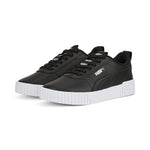 Puma negras de piel con logos plateados en lengüeta